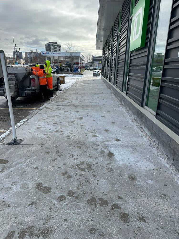 MH Property Services salting and snow clearing